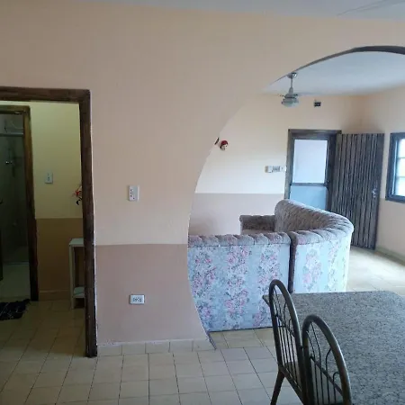 Hostel E Pousada Itanhaem-3