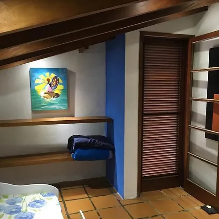 Cibratel Ll Bed & Breakfast-3
